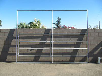 12ft x 9ft 4 Rail Panel w/ 6ft gate